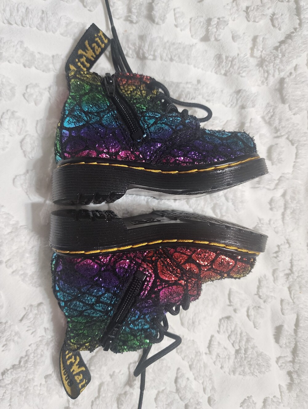 DR. MARTENS Pascal Girl's Metallic Rainbow Croc Mermaid Zip Punk Boots Infant 4